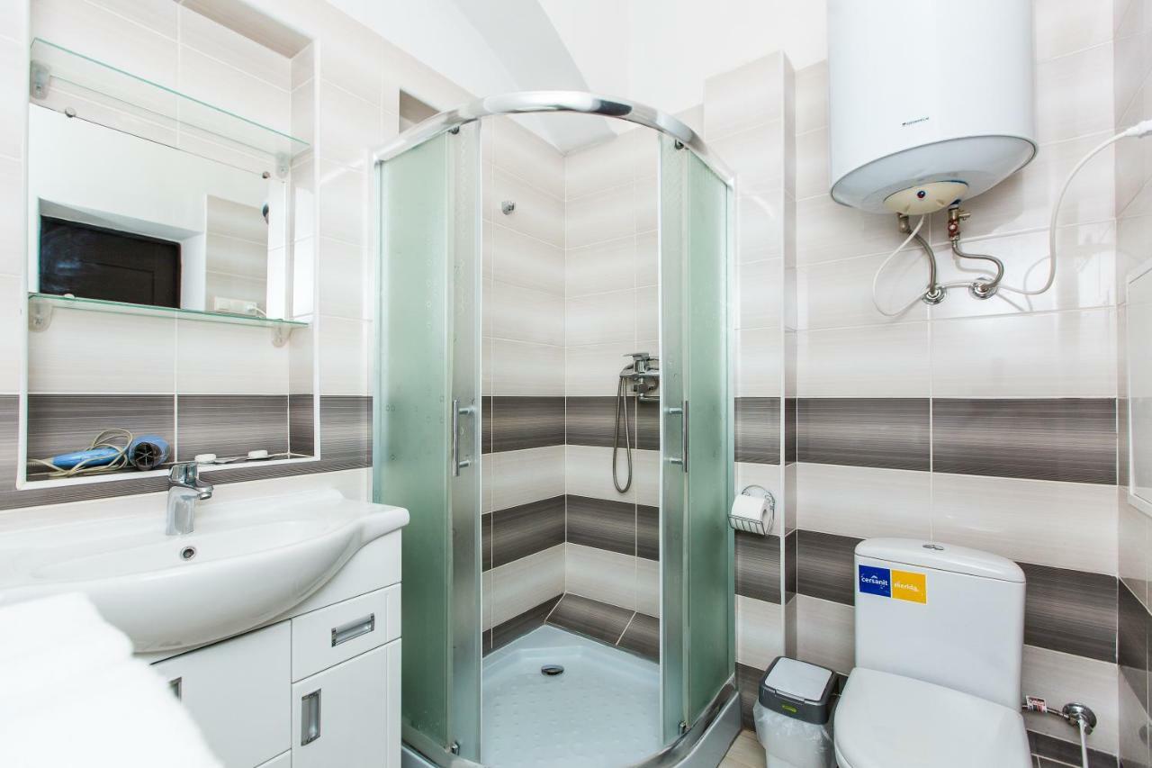 Apartment On Tuhan-Baranovskoho,4 Lviv Exteriör bild